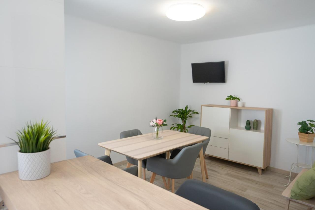 Apartamento San Juan 内尔哈 外观 照片